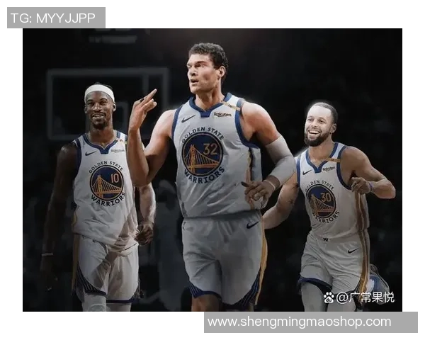 勇士与库明加纷争落幕库里携18人豪华阵容全力冲击总冠军 勇士与库明加纷争落幕库里携18人豪华阵容全力冲击总冠军