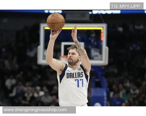 本赛季东契奇14场失误5+次，7场投篮命中率不到40%